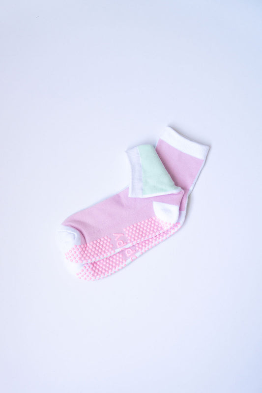 Splits Grippy Socks